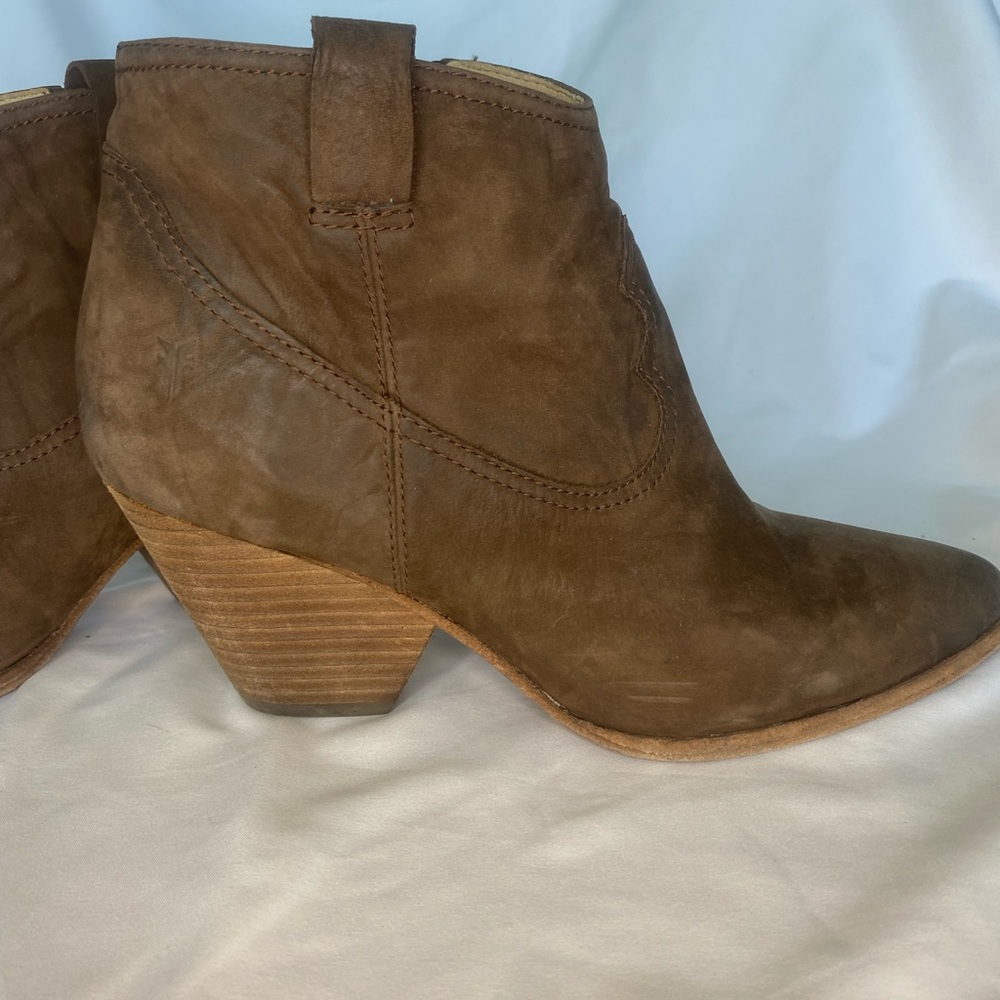Distressed Frye Anklet, Brown, 10m.